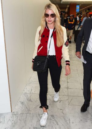 Lottie Moss Arriving at Nice Airport in Cannes